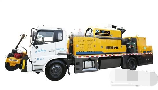 XLY100TA路面養(yǎng)護(hù)車(chē)
