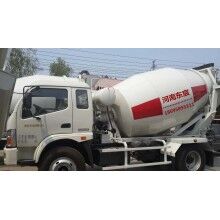 混凝土攪拌運(yùn)輸車(chē) 3方混凝土攪拌運(yùn)輸車(chē) 廠(chǎng)家供應(yīng) 河南東宸機(jī)械