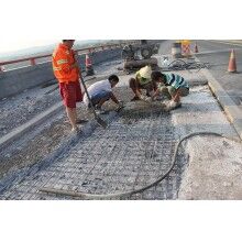 湖北黃岡加油站、服務(wù)區(qū)混凝土微表病害使用快速修補料