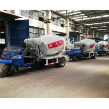 聞喜環(huán)?；炷翑嚢韫捃囆⌒?方攪拌車混凝土攪拌運(yùn)輸車多少錢