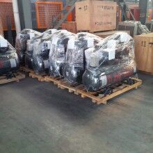 活塞式空壓機(jī)