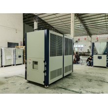 船舶焊接常用冷風(fēng)機(jī)降溫制冷，船艙焊接專用冷風(fēng)機(jī)降溫制冷，船艙焊接常用冷凍機(jī)降溫，船艙焊接采用冷卻機(jī)降溫制冷